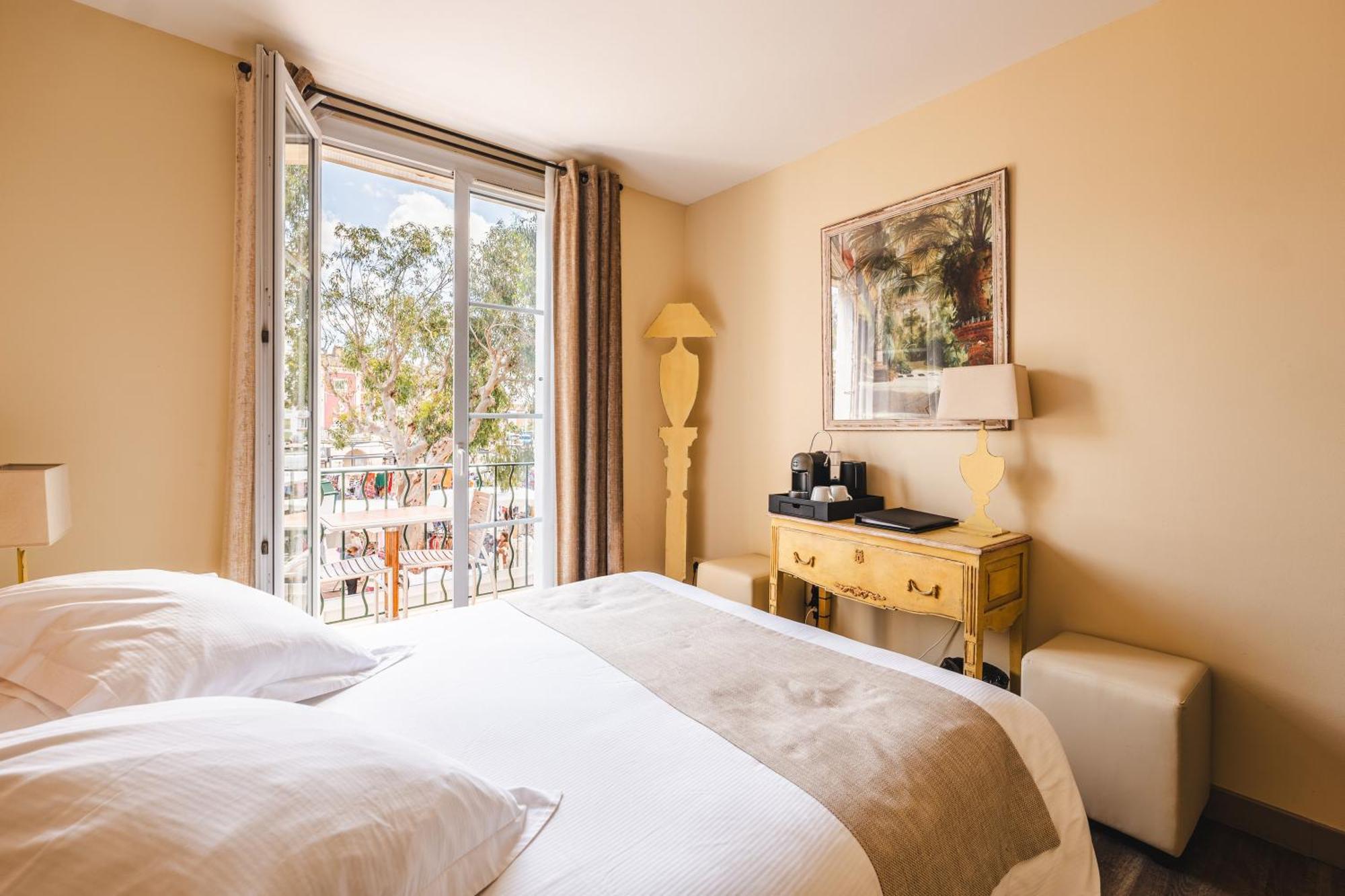 Le Suffren Hotel グリモー エクステリア 写真