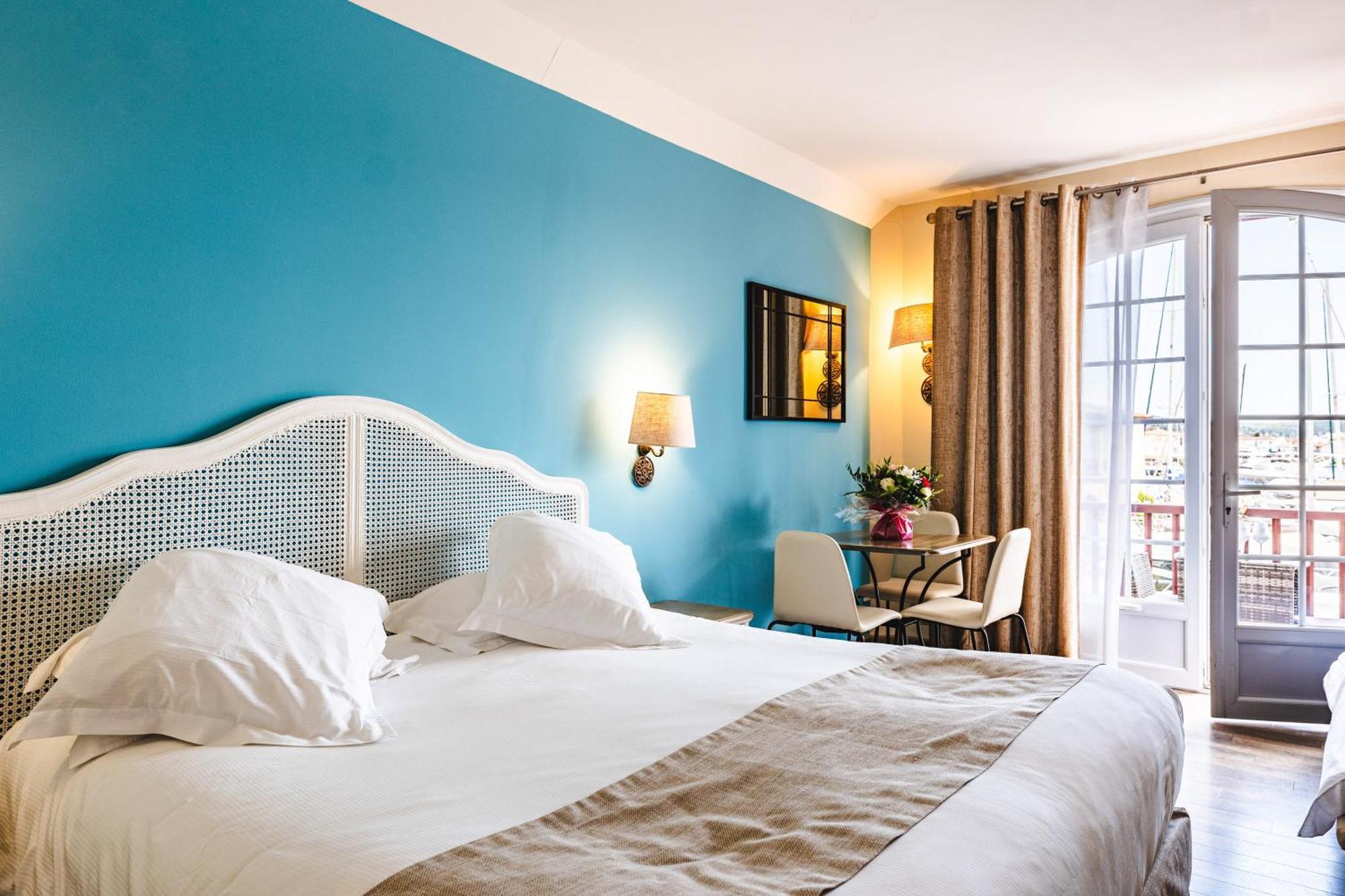 Le Suffren Hotel グリモー エクステリア 写真